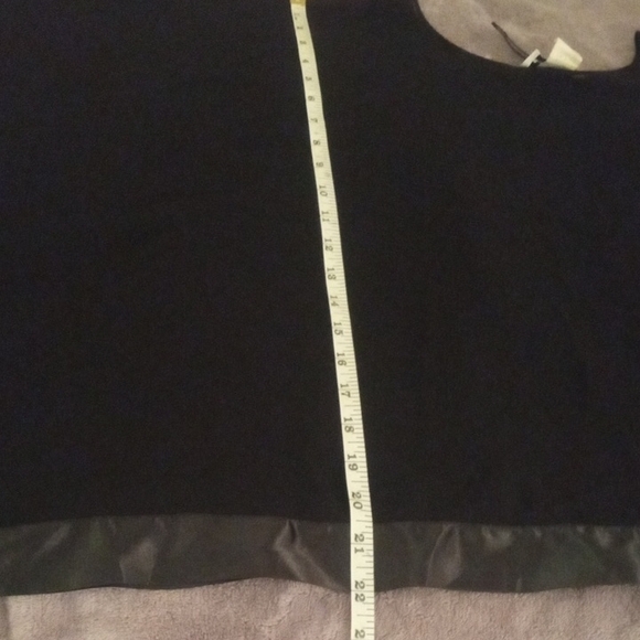 J.B.S. Elegant Black Wrap - Picture 6 of 8